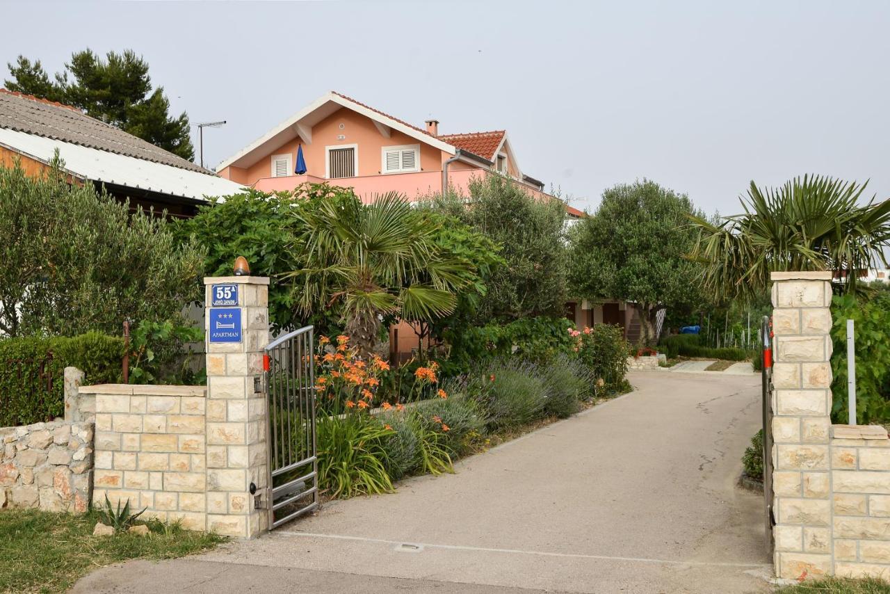 Apartment Olive Jovici  Exterior photo