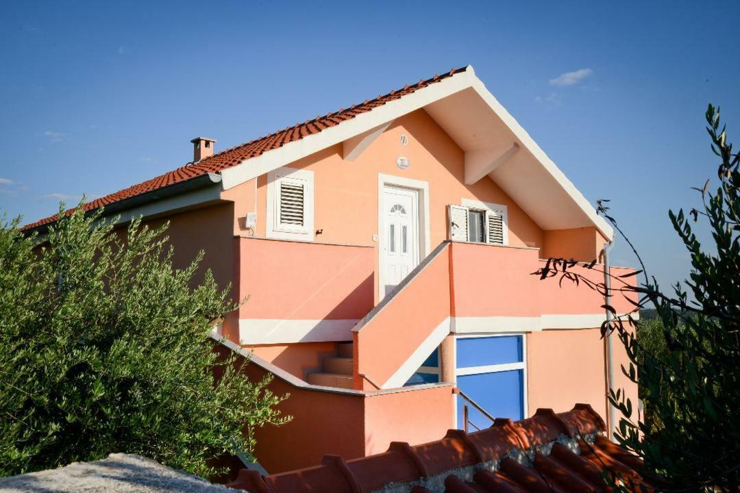 Apartment Olive Jovici  Exterior photo